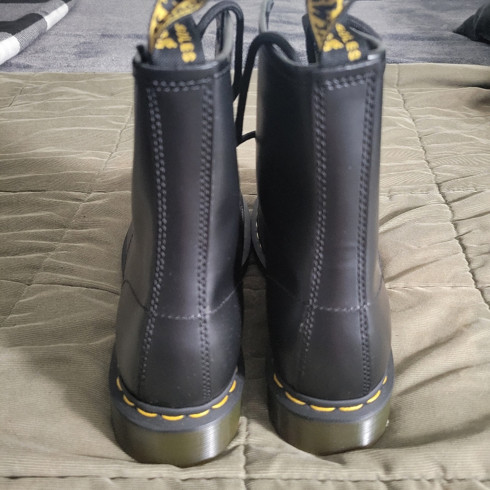 NWOB Doc Martin's - Picture 2 of 5